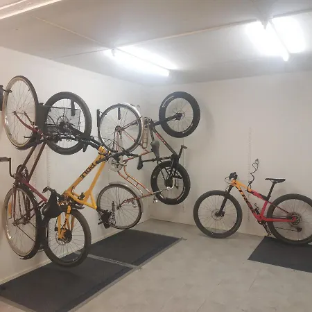 Yllaes Kanerva 102 * Äkäslompolo